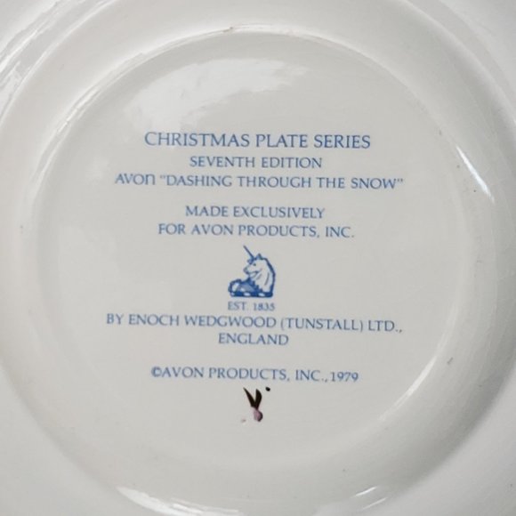 Avon Christmas Plate Series - 1979 - Dashing Through the Snow - Seventh Edition - Picture 3 of 5